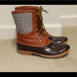 Duck boots. Rain boots. Hiking boots. Winter boots